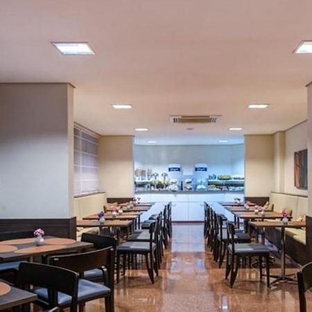 Holiday Inn Express Avenida Sumare サンパウロ エクステリア 写真