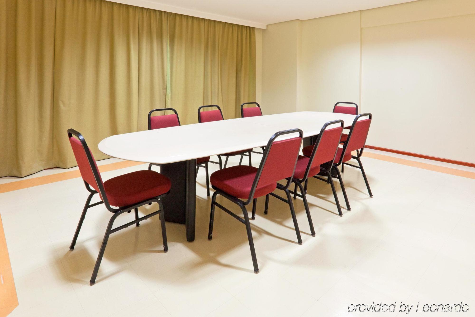 Holiday Inn Express Avenida Sumare サンパウロ 設備 写真