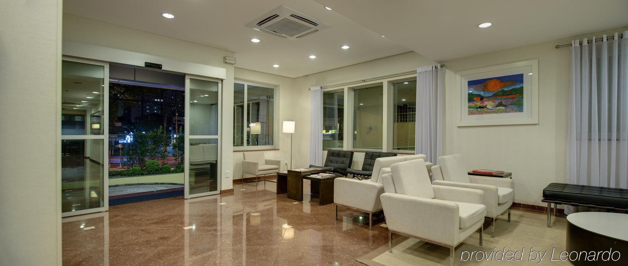 Holiday Inn Express Avenida Sumare サンパウロ エクステリア 写真