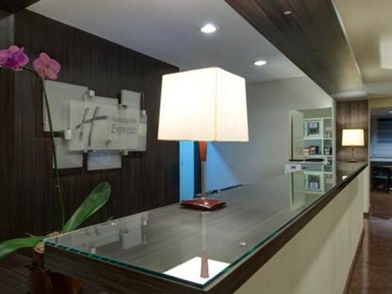 Holiday Inn Express Avenida Sumare サンパウロ エクステリア 写真