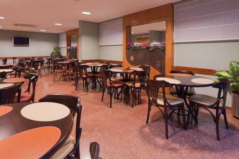 Holiday Inn Express Avenida Sumare サンパウロ レストラン 写真